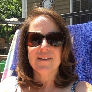 Meet your Posher, Michele